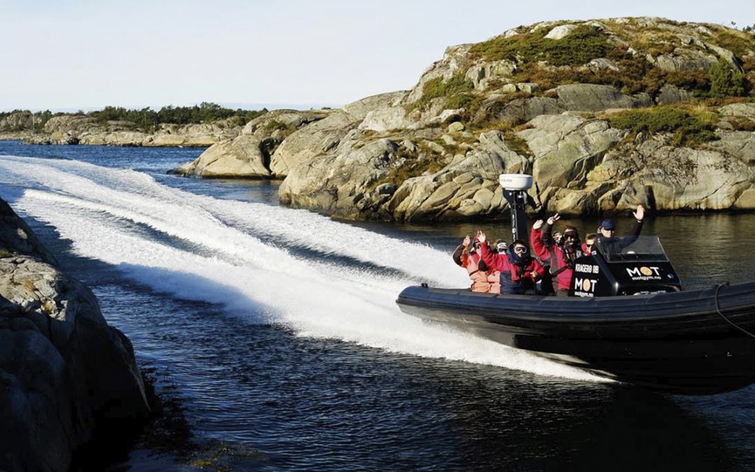 På sommerens brede skuldre